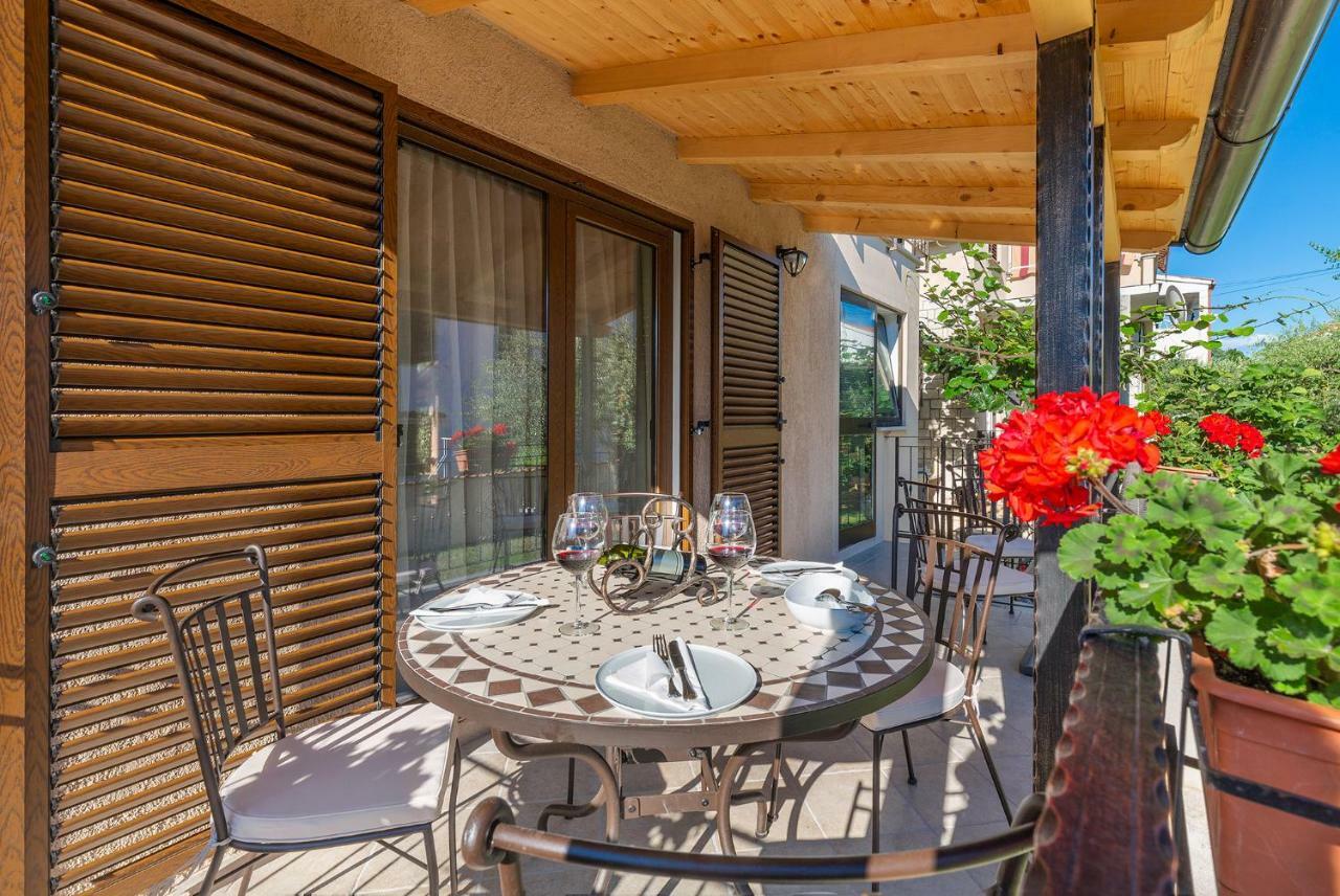 Apartamento House Nono Poreč Exterior foto