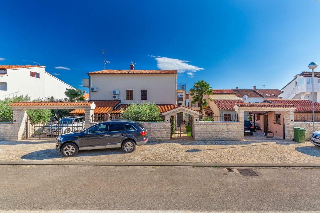 Apartamento House Nono Poreč Exterior foto